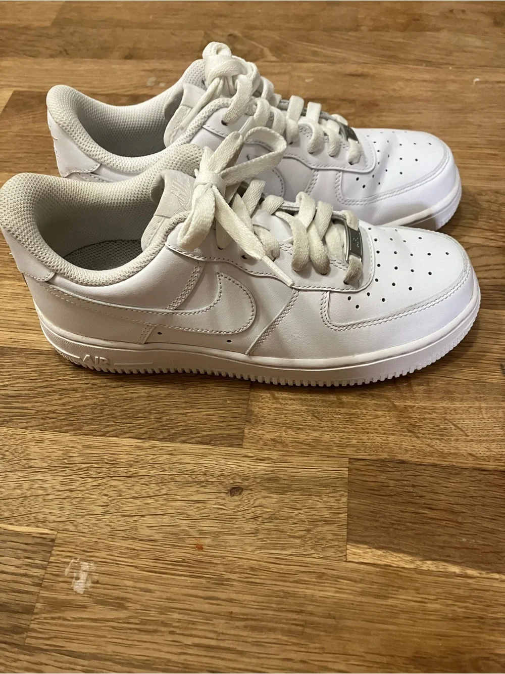 Nike Air Force 1 Low - White with box